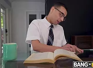 Rockstar Pussy Val Steele Gags On Deepthroat And Squirts