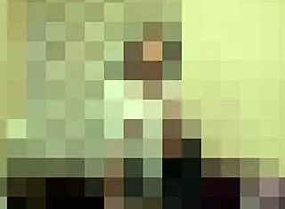 I want to give you a nice peek of my tiny panties under jeans