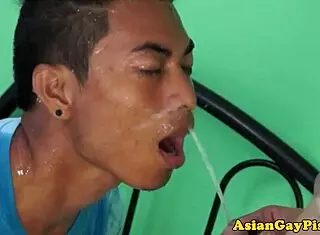 Goldenshower Twinks Bareback Assfuck in Wild Fetish Play!