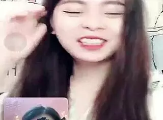 Jin xinh bunny live show full mặt v� l�c n�i chuyện