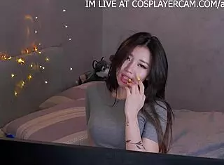 I Made Her Watch Hentai While We Chat Online