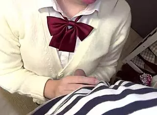 uhh, japanese babe got me all messed up here