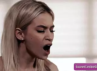 Kiara and Freya lick pussy and cum fast! 😍