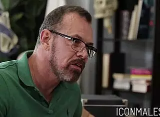 hung daddy max sargent fucks sexy hunk armond rizzo hard