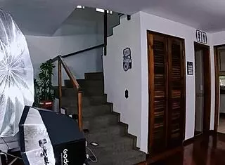 金发Luxxs激情摄影棚情绪爆发超激烈