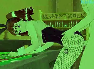 兔女郎黛安和伊丽莎白·里奥尼斯激烈性交！