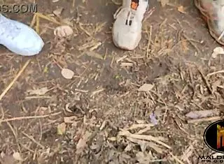 首次男同公园捡尸群交无套传教士口爆