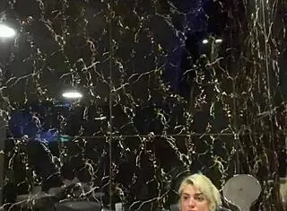 Anyone wanna jump in the jacuzzi with me for some fun?