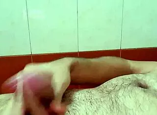 日本妹Aiko Endou放松摸摸变做爱