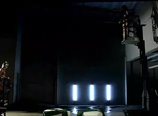 可爱美女3P群交刺激三人行