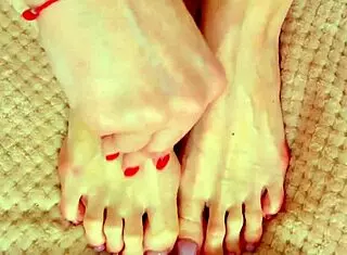 hey, watch me tease with my sexy legs, so hot! 😍