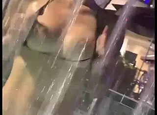 i flash huge tits in car, almost caught