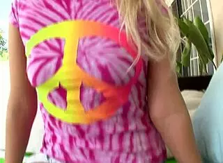 金发Vanessa Cage大屌POV口爆吞巨量精液