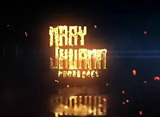 mary jhuana loves public bathroom show