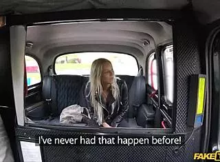 粗屌后座狗交撑爆光逼