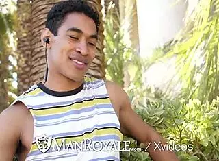 Manroyale, cruising for anonymous dick, ready for blowjob and anal?