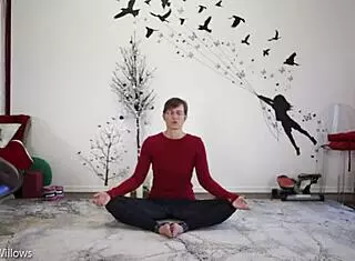 yoga lesson 335 with shaved pussy and natural tits