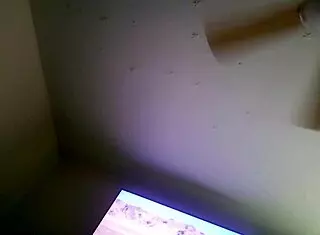 i'm a cougar army lady with big tits