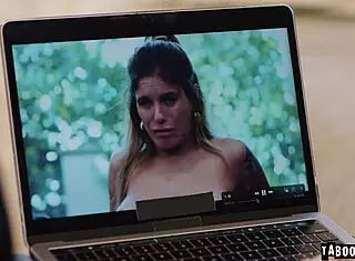 Victoria Voxxx Fixes Her Computer by Giving In to Jay Smooth's Demands