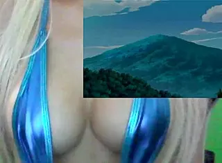 pide trabajo de sirvienta y se la coje el jefe hentai