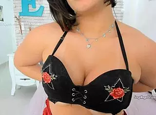 ada wong cosplay gives subtle jerk off instructions with teasing