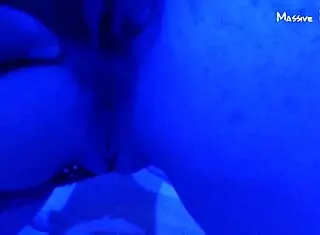  emo妹酒店屁眼被肛开苞性爱录像