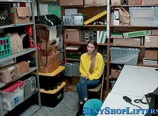 Teen Feels Intense Pleasure Rubbing Pussy