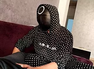 i jerked off a member's dick and he came on my tits