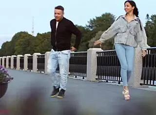 i'm a pretty teen, i don't mind anal on my bike