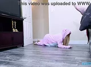 Curious Little 18+ Stepsis With Lulu Chu And Michael Swayze In Doggystyle Riding