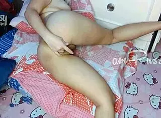 Anonymous Girl Plays With Shaved Pussy In Homemade Solo Masturbation Session!