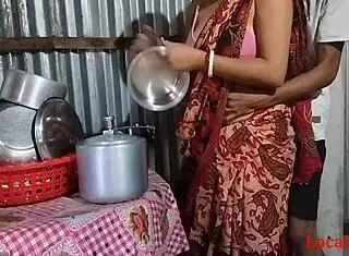 desi wife fucked in village kitchen
