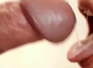 Amateur Teen 18+ Gives Blowjob And Gets Fucked With Cum On Ass