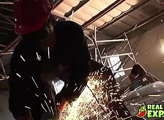 Latina valery summer gets tag teamed by construction workers