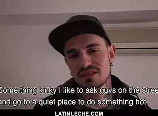 拉丁受自制三人乱交被包茎猛男无套干