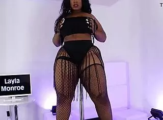 Layla Monroe Thick Stripper Dances Nude With Big Ass And Huge Tits