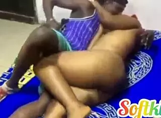 i feel so horny when the fingering's goin on, my pussy's all wet.