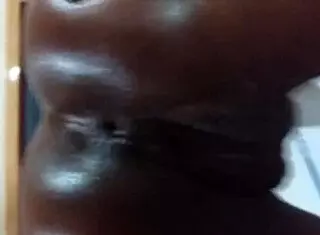 Ebony slut begs for bareback pussy fuck