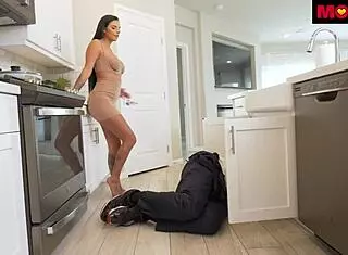 Busty Milf Desiree Makes Plumber Flood Her Pipes