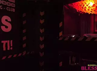 荣耀洞同志朋友惊喜大屌伺候