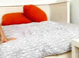 Mea Melone battles Andrea Dipre in public anal clash