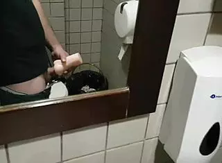 Quick Outdoor Action at the Pub With Close-Up POV.