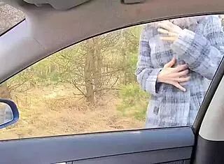 Blonde milf gives blowjob in the car 😍