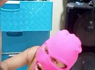 Bad Reggaeton Singer Gets Blowjob From Fanatic Visitor