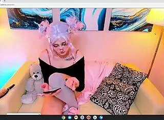 Cosplay Hentai Pet Wants To Play With Your Cock!