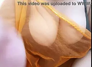 Desi Hot Girlfriend Having Fun with Friend