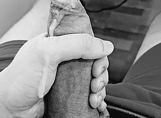 Young Brazilian Guy Cumming Solo in Homemade Video