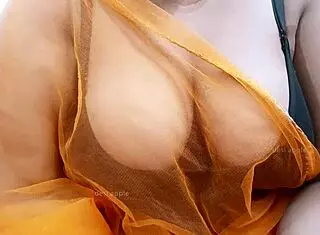 Desi Hot Girlfriend Having Fun with Friend