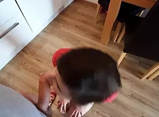 Young Wife Gives Blowjob To Neighbor And Takes Cum On Face