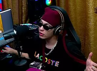 i saw kiara blay showin her sexy latina body in podcast, ruan droolin over her big ass